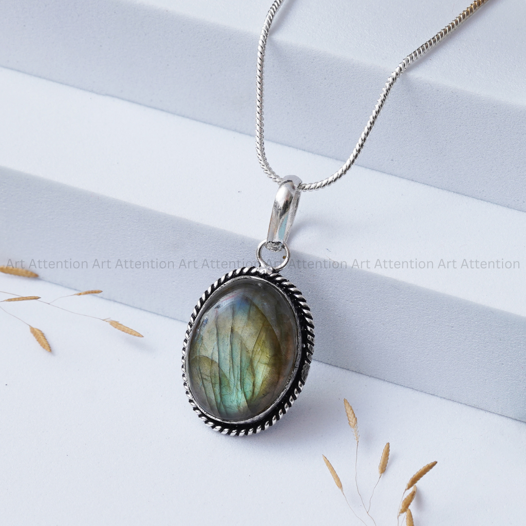 Labradorite Pendant