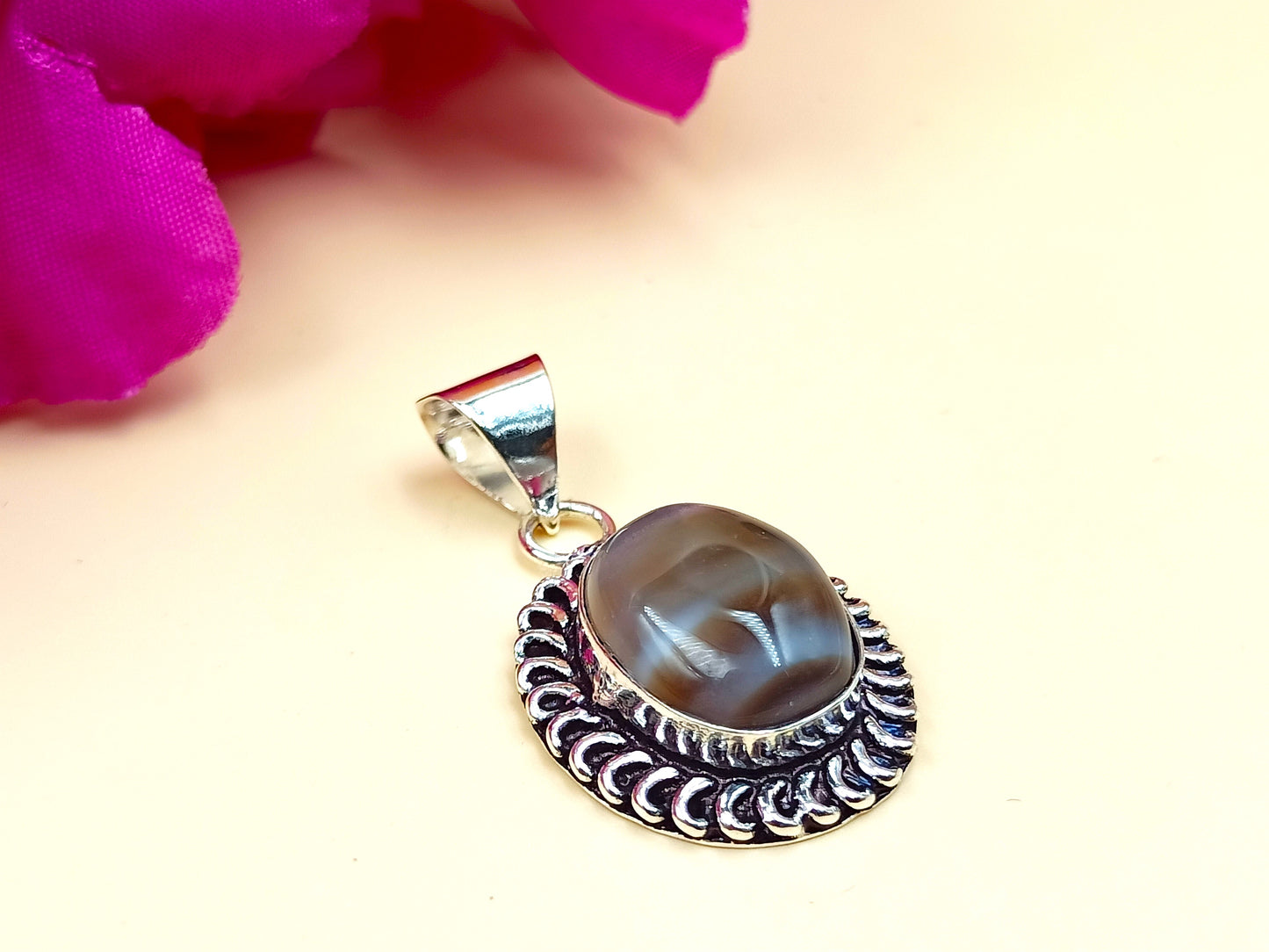 Sulemani Hakik Pendant